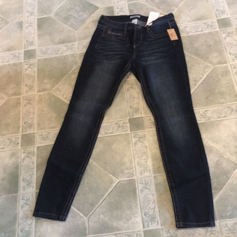 NWT Mudd skinny jeans size 9
